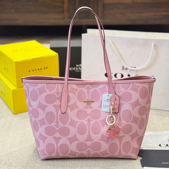 Coach tote bag, size 33*27 cm - Picture 1 of 8